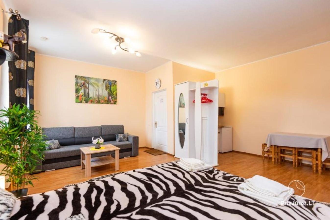 Apartamentai Pas Regina Palanga Esterno foto