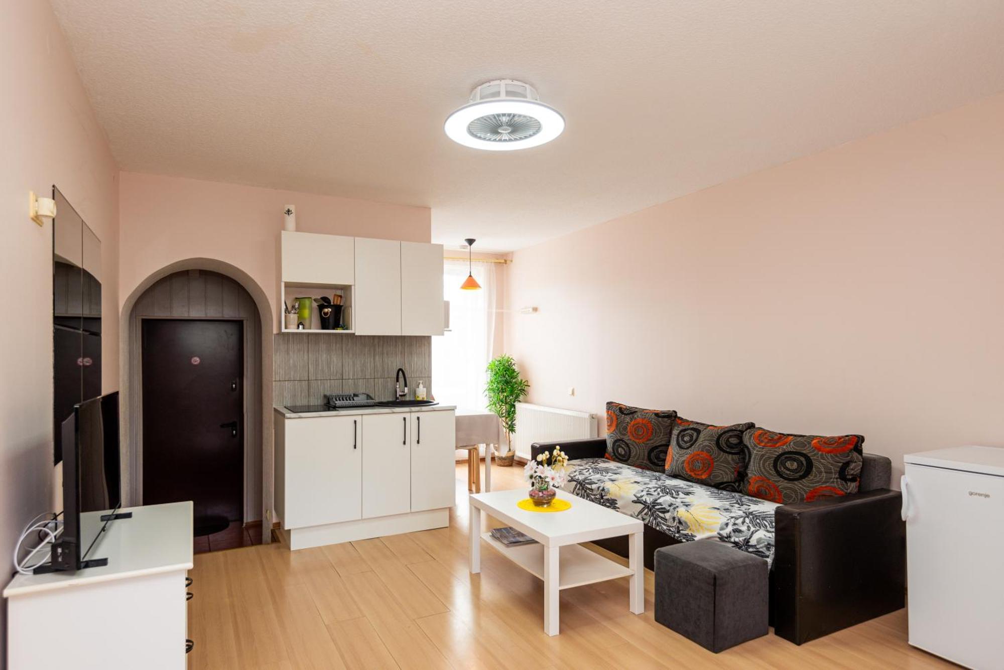 Apartamentai Pas Regina Palanga Esterno foto